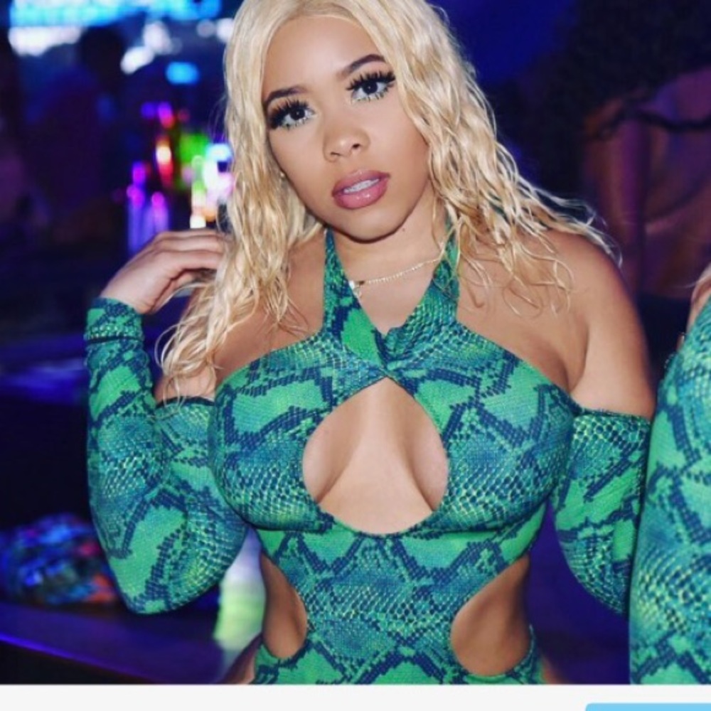 Bartender outfit